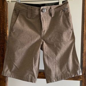 Boys Volcom Size 22 Dark Khaki Shorts